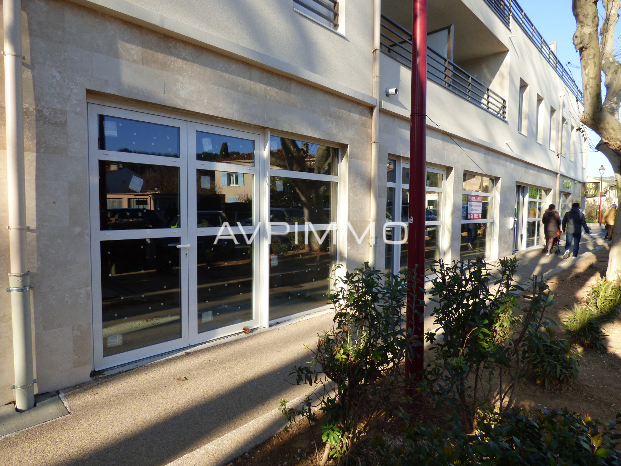 Programme neuf SaintCyrsurMer Local commercial au centre du village AVP Immo